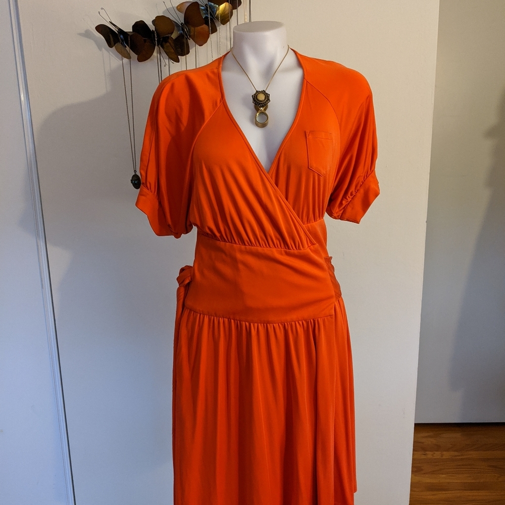 Dian von furstenberg orange size 6